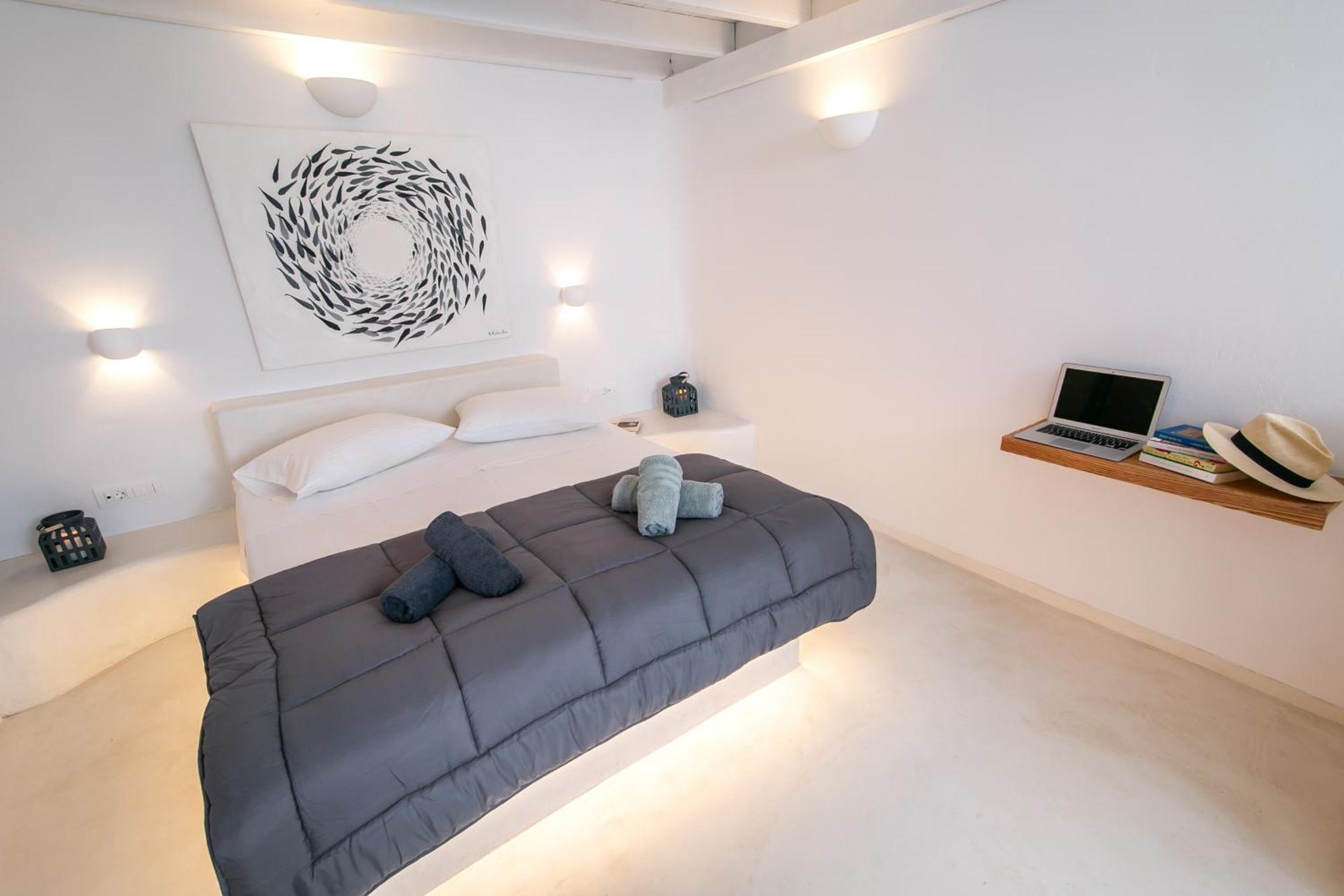 Shades Of White Villas Emporio  ภายนอก รูปภาพ