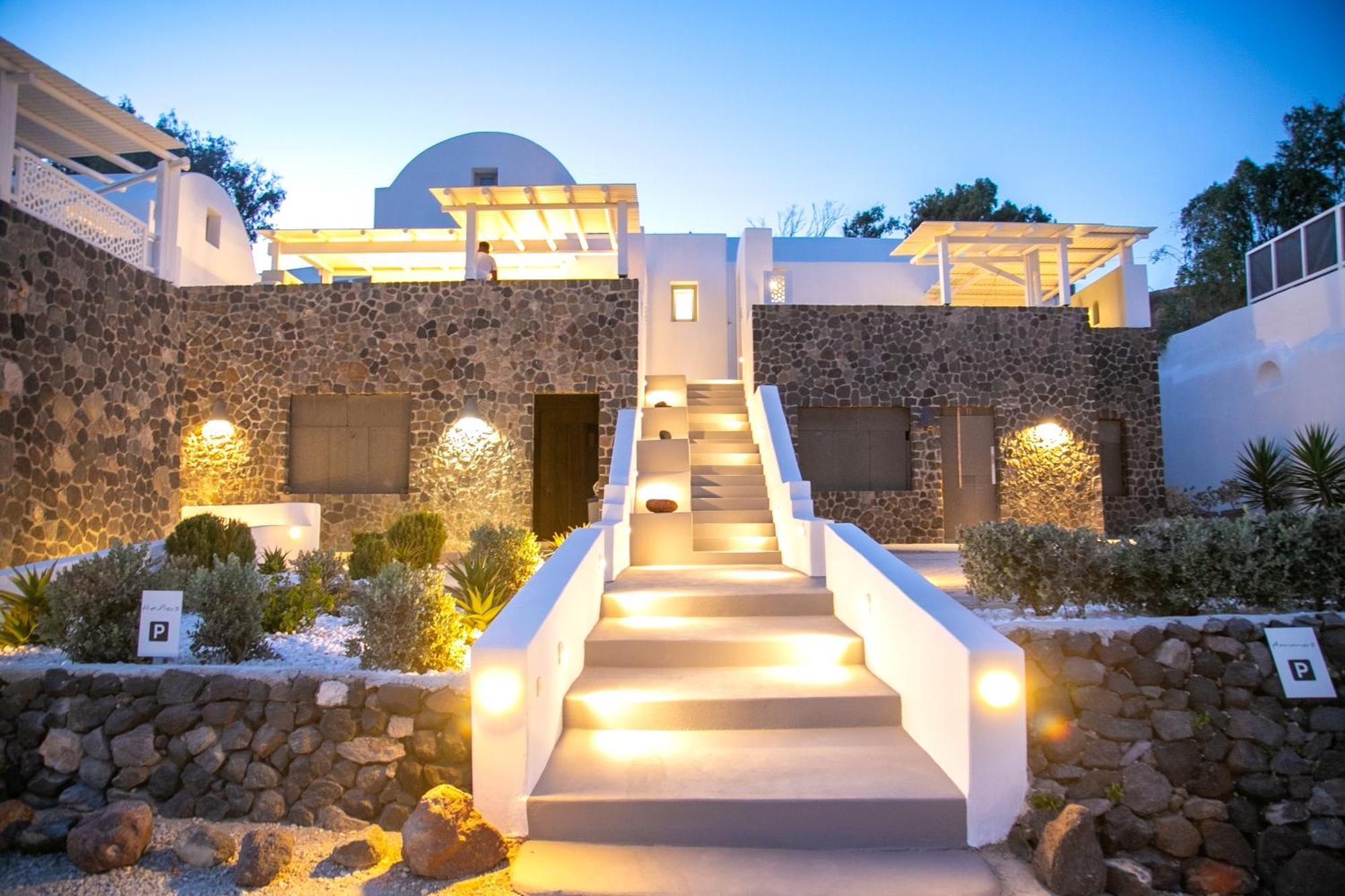 Shades Of White Villas Emporio  ภายนอก รูปภาพ