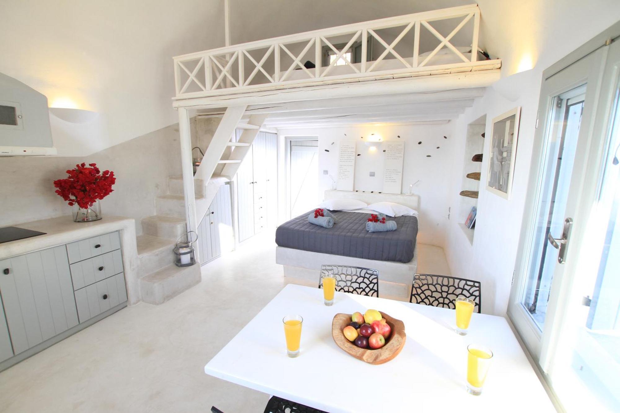 Shades Of White Villas Emporio  ภายนอก รูปภาพ
