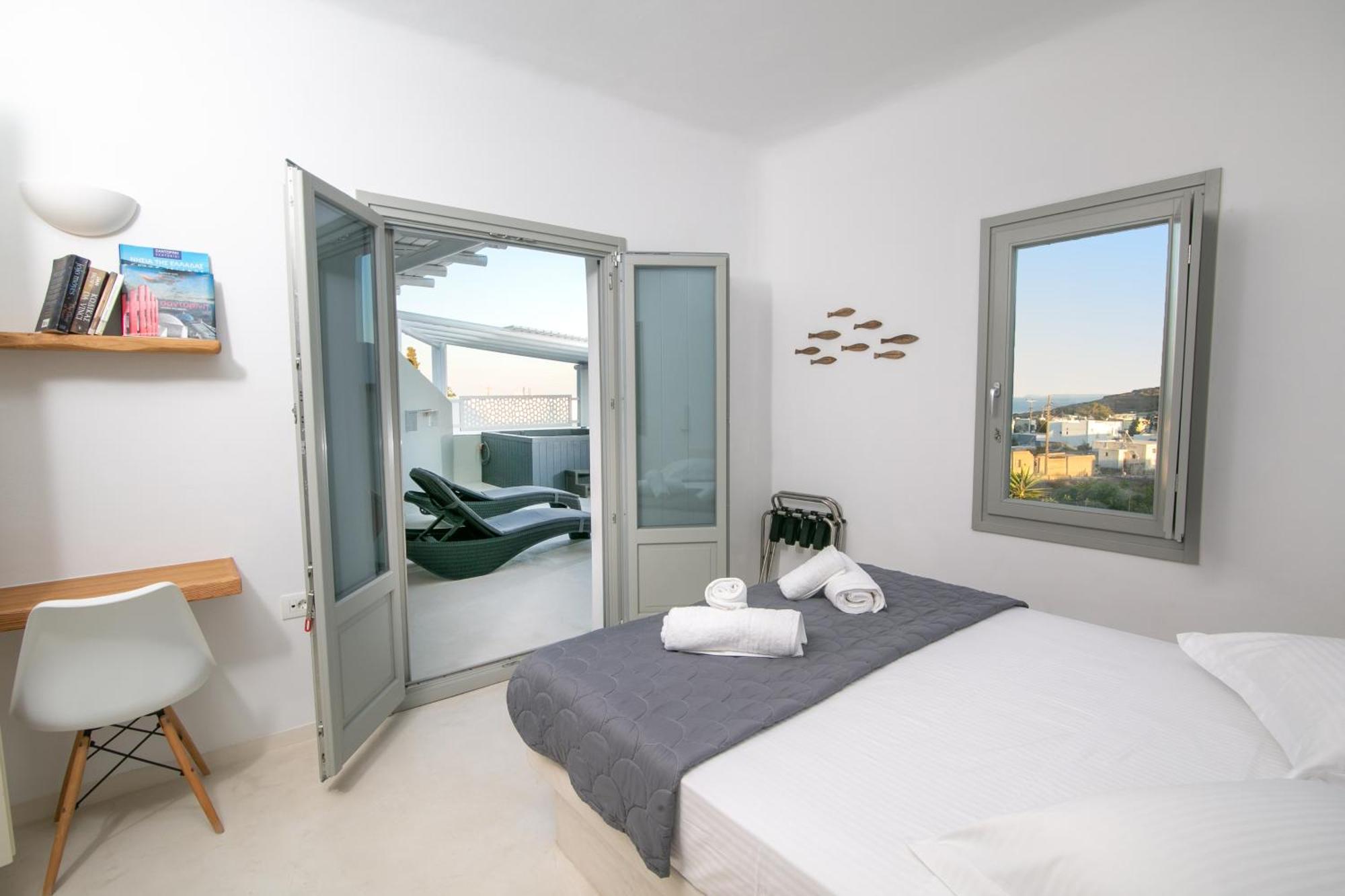 Shades Of White Villas Emporio  ภายนอก รูปภาพ