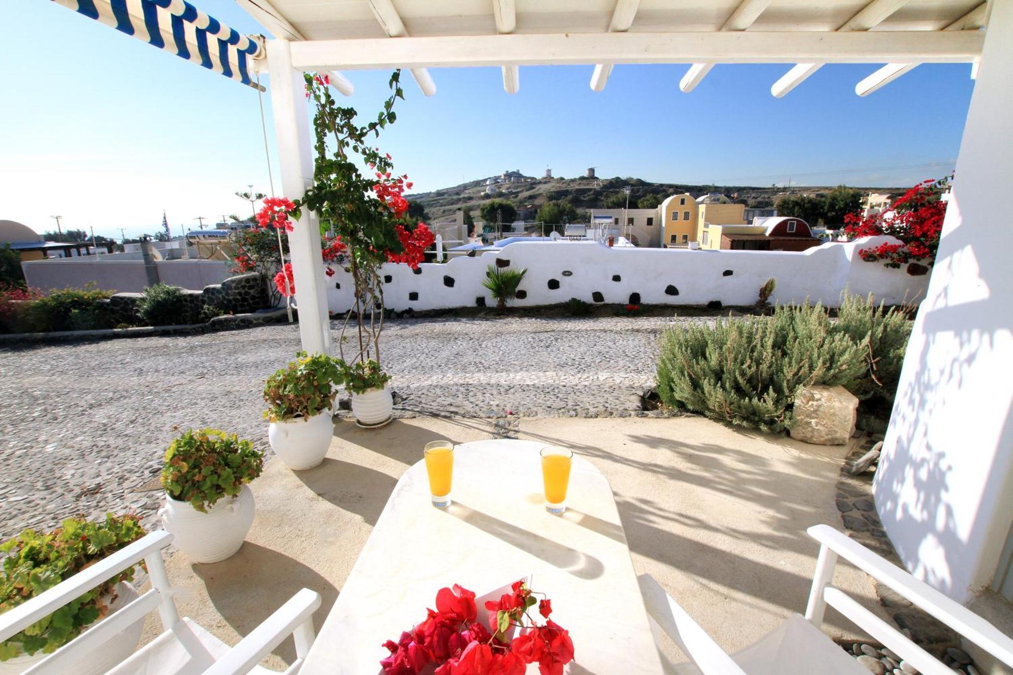 Shades Of White Villas Emporio  ภายนอก รูปภาพ
