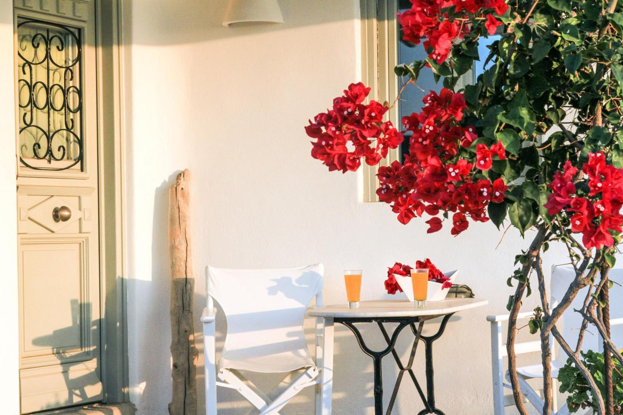 Shades Of White Villas Emporio  ภายนอก รูปภาพ